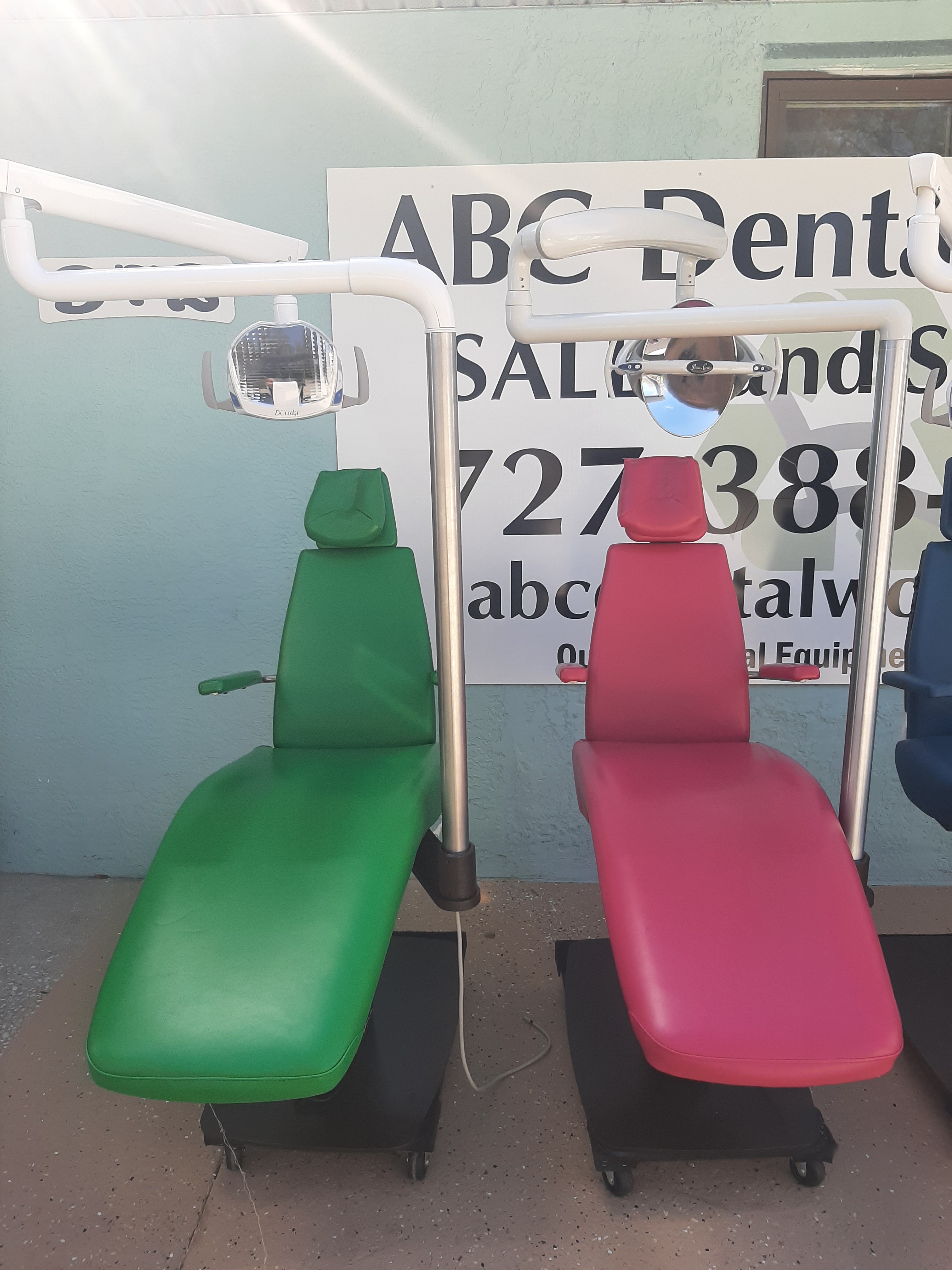 Royal Dental Ortho Chair Lot Of 4 Patient Ready with post mounted DCi & Pelton & Crane LED lights Nice! — Refurbished & Certified