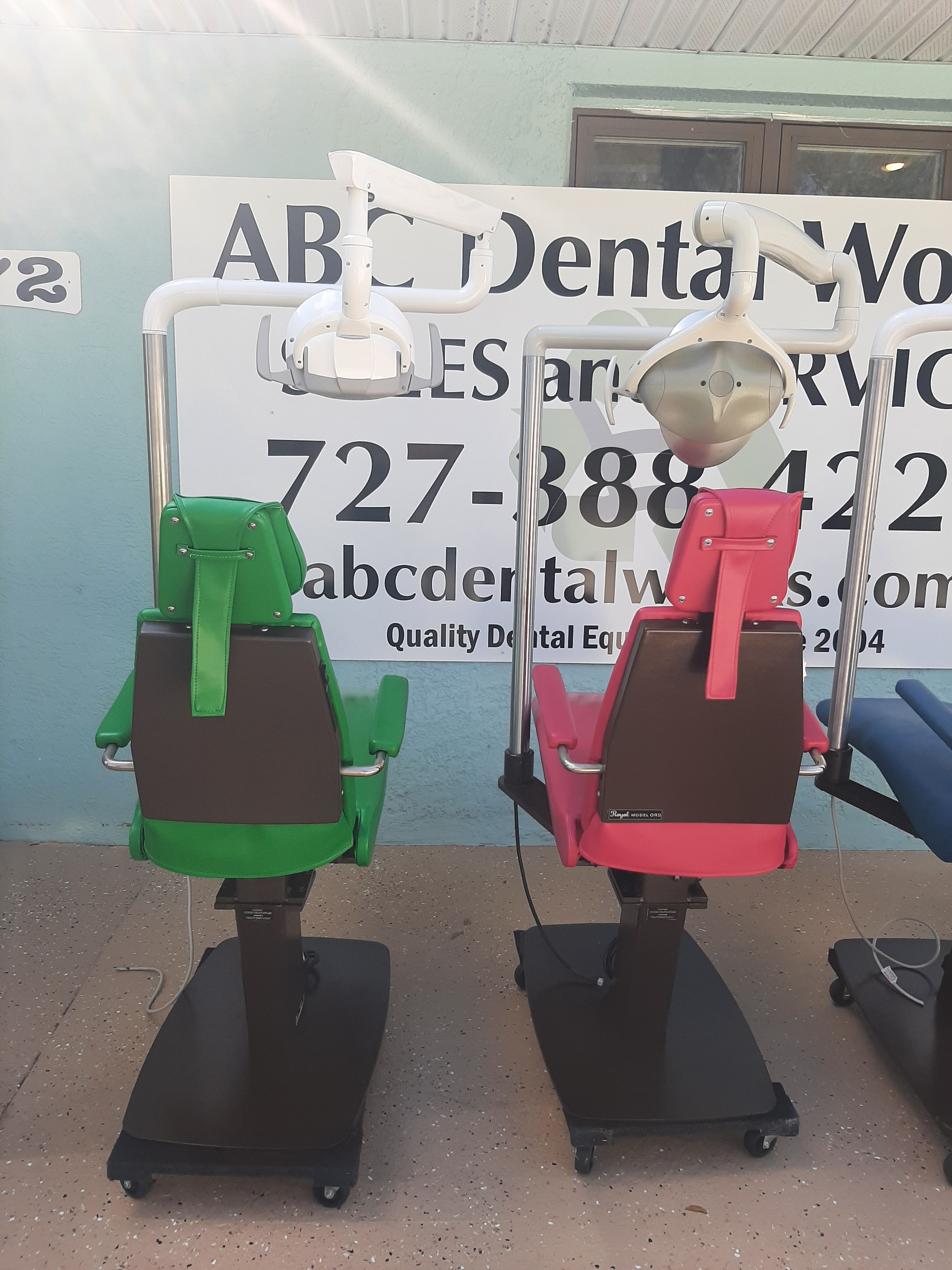 Royal Dental Ortho Chair Lot Of 4 Patient Ready with post mounted DCi & Pelton & Crane LED lights Nice! — Refurbished & Certified
