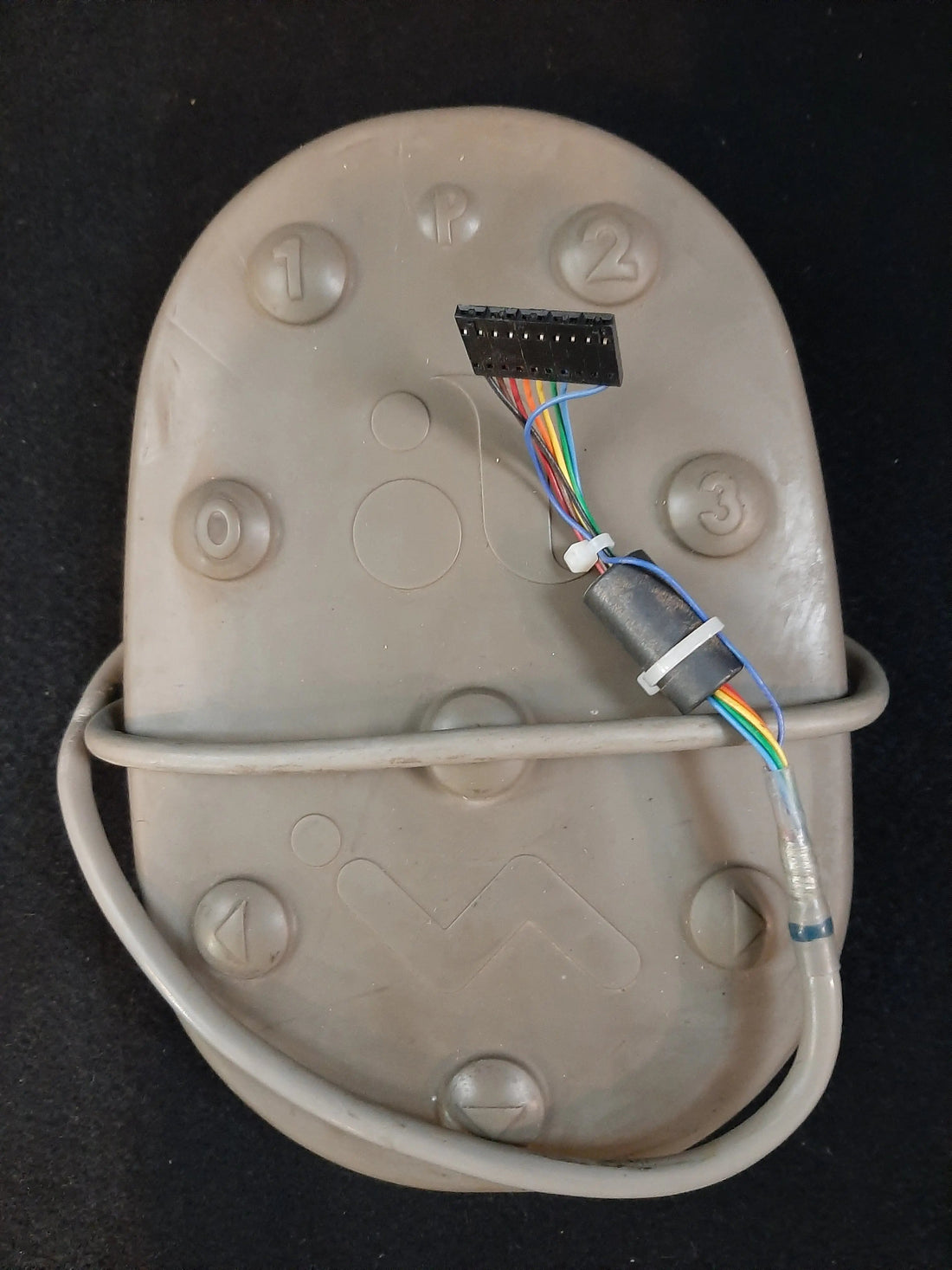 A-Dec Cascade Foot Control Module 61.3043.00 – front view