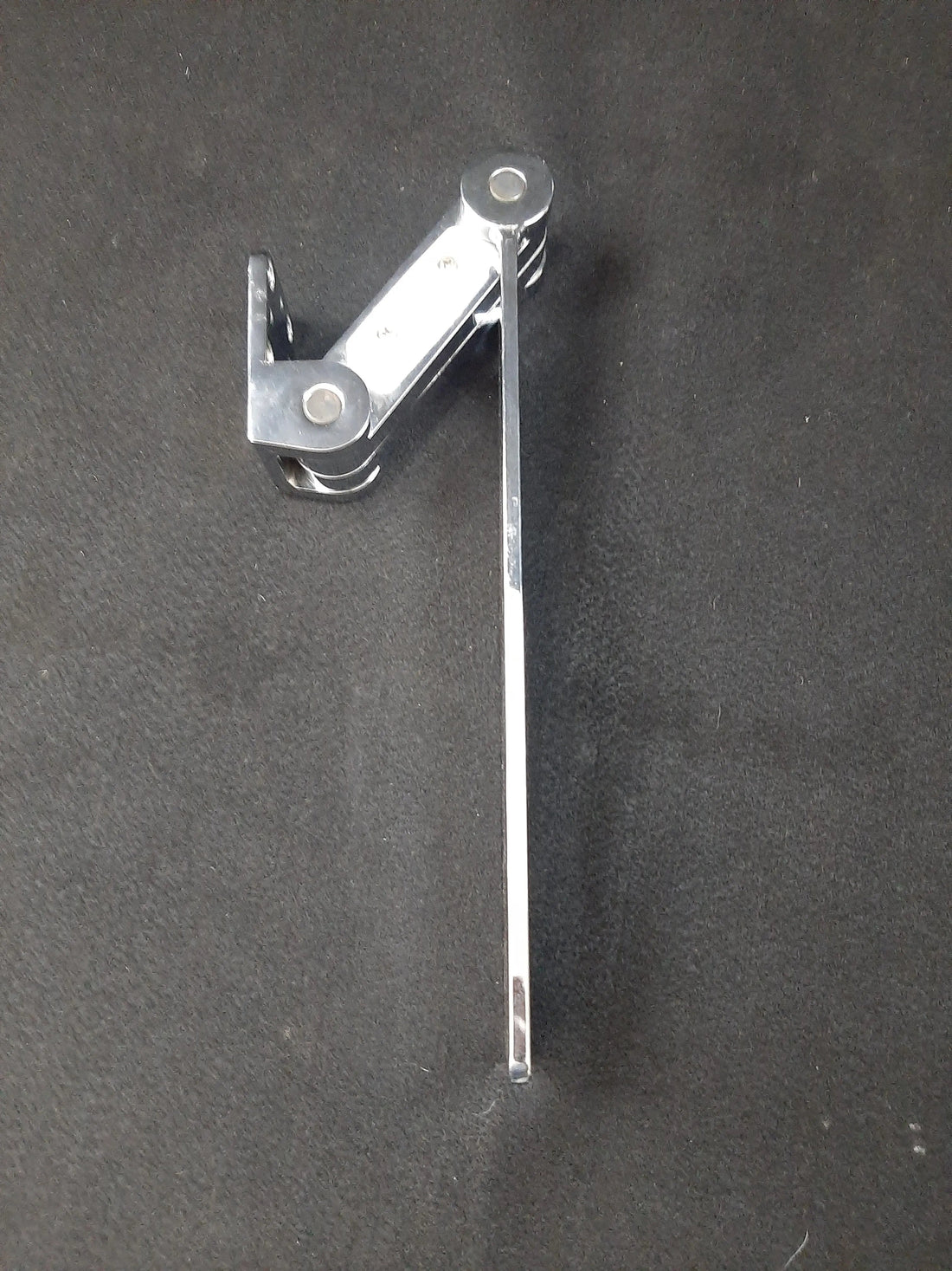 Belmont B10350851W twin axis headrest mechanism – front view