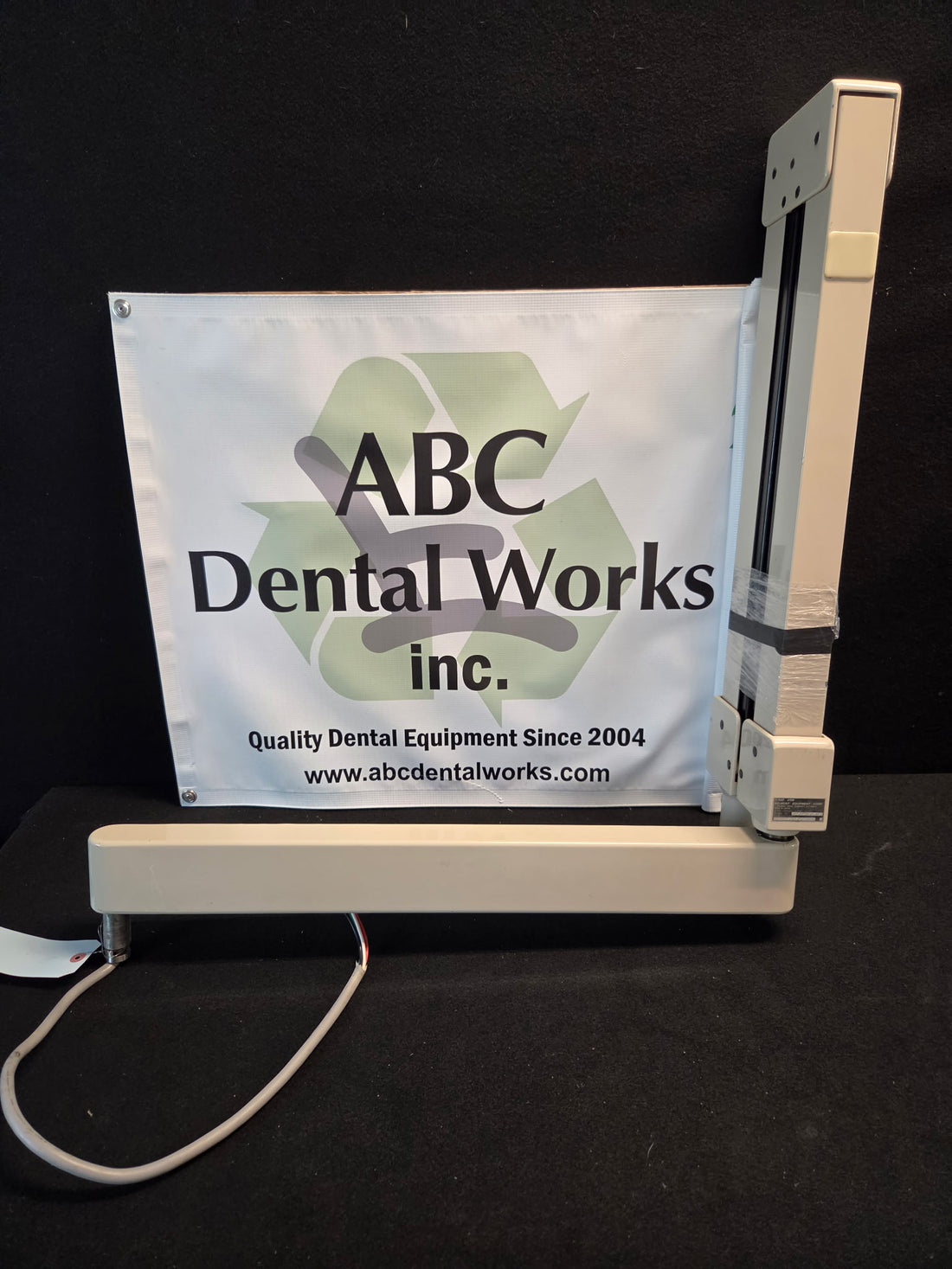 Belmont Acuray 071A intraoral X-ray horizontal arm with vertical wall mount bracket and wiring harness