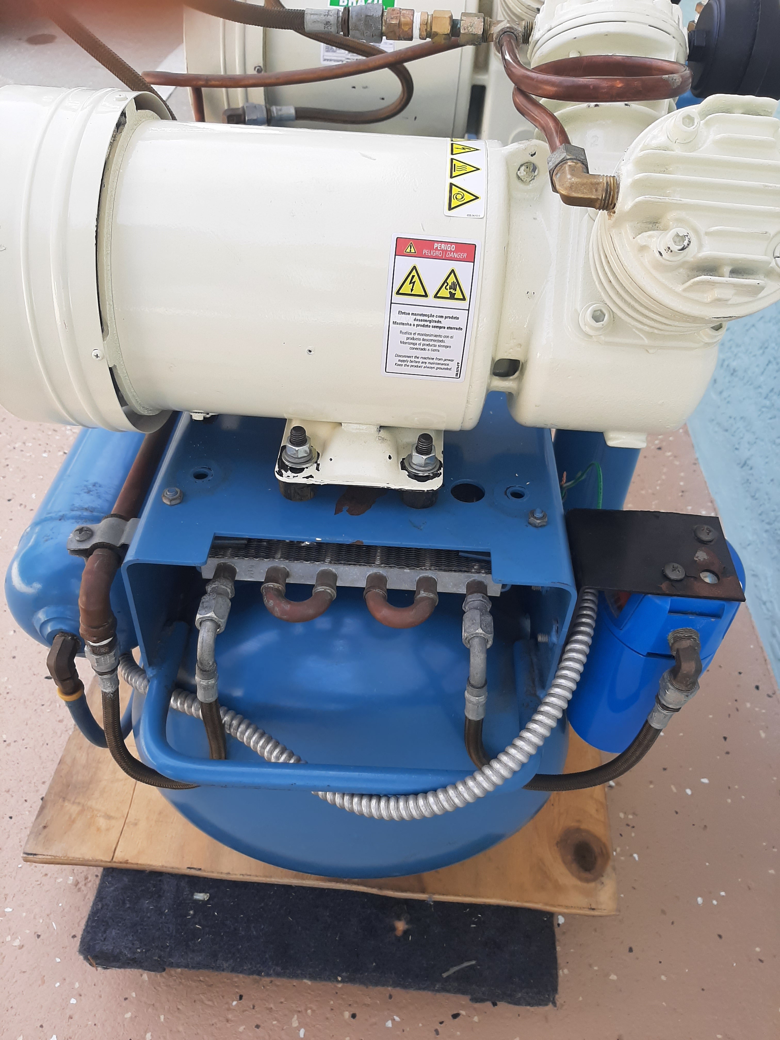 Tech West Elite Ultra Clean Series Dual Oil Air Compressor Aco4d2 2 Schulz Oil MSV 6 Heads Refurb – Refurbished & Tested