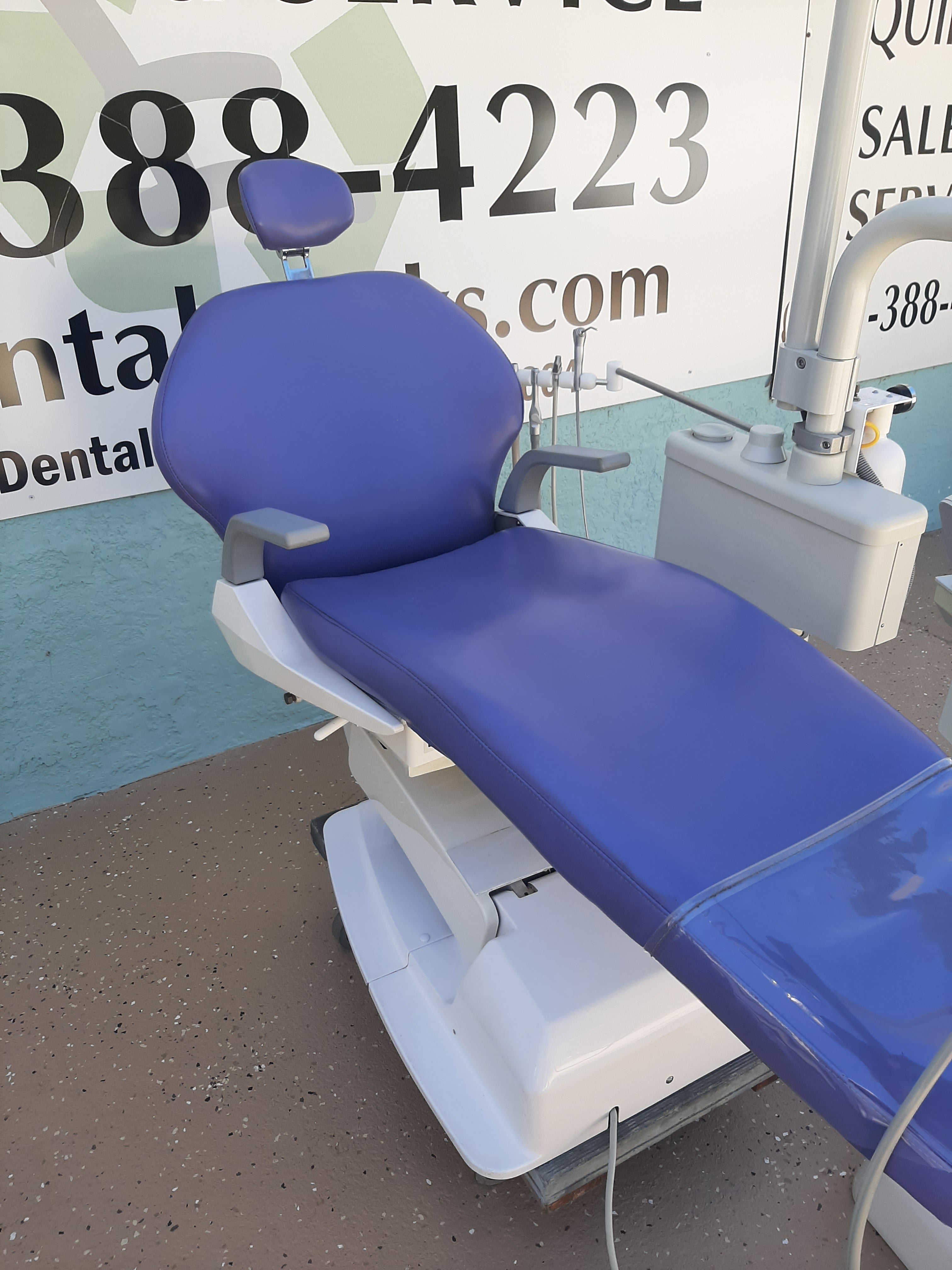 Belmont X Calibur Dental Chair Package DCI Delivery Pelton Crane LED Light Assistant Package Refurbished Tested