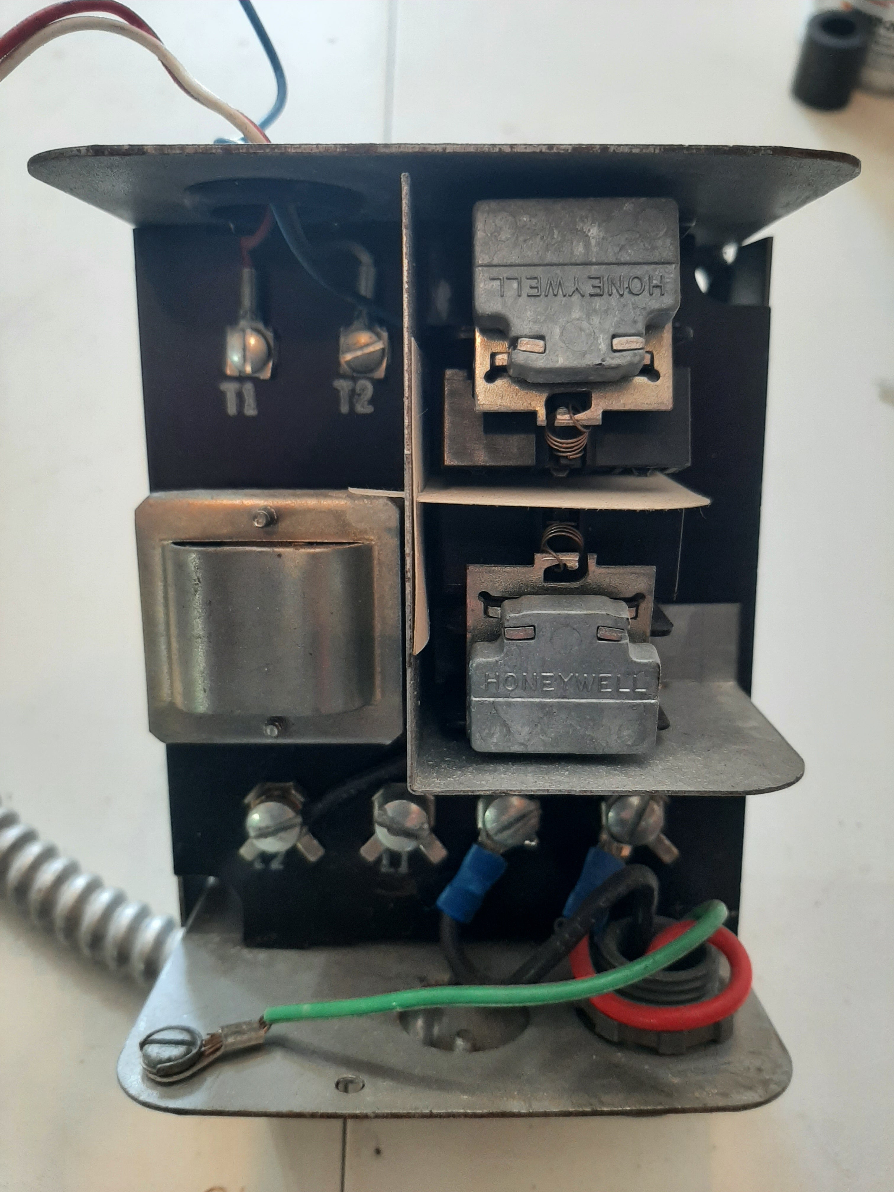 Honeywell Low Voltage Control R847A1036 For Dental Compressors