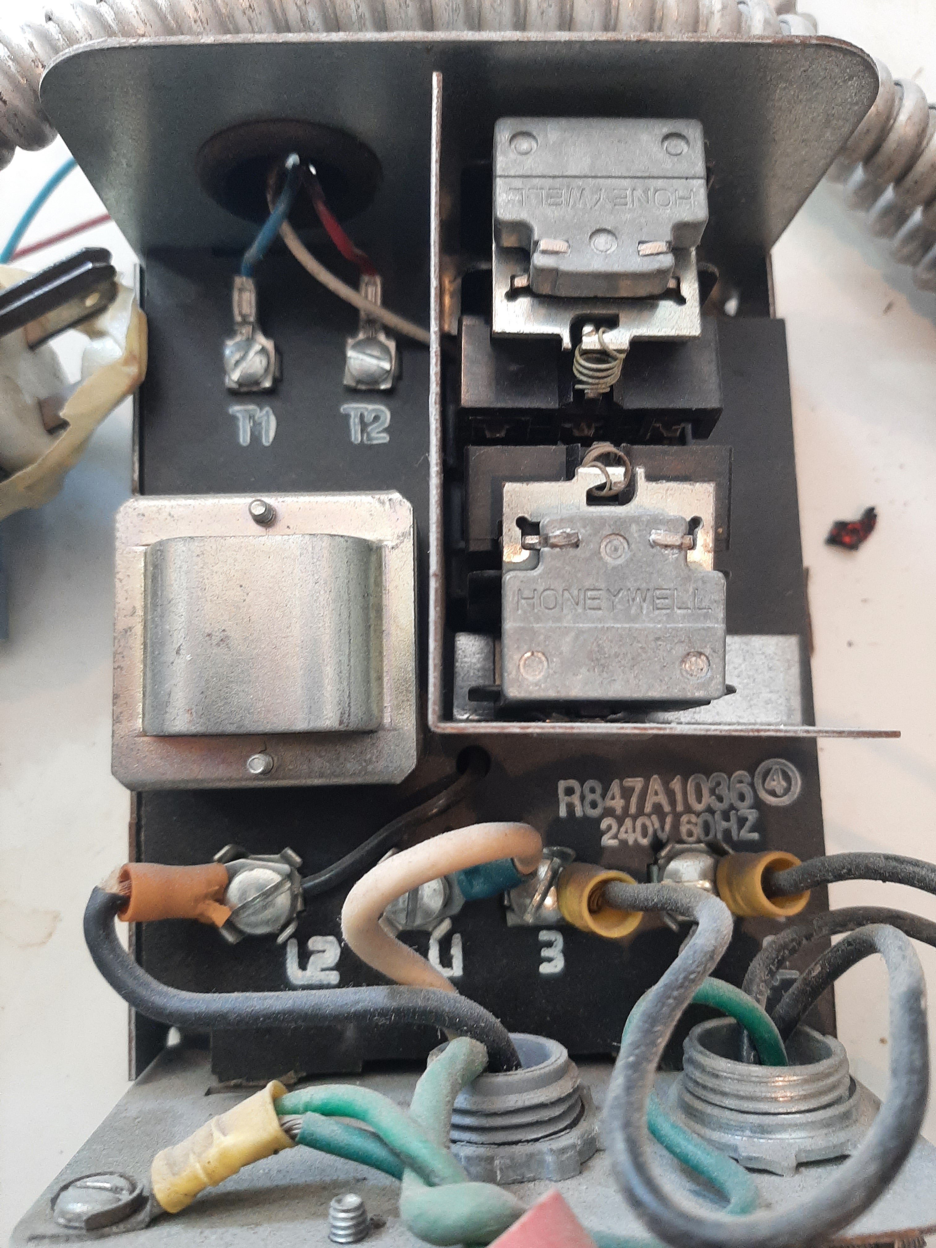 Honeywell Low Voltage Control R847A1036 For Dental Compressors