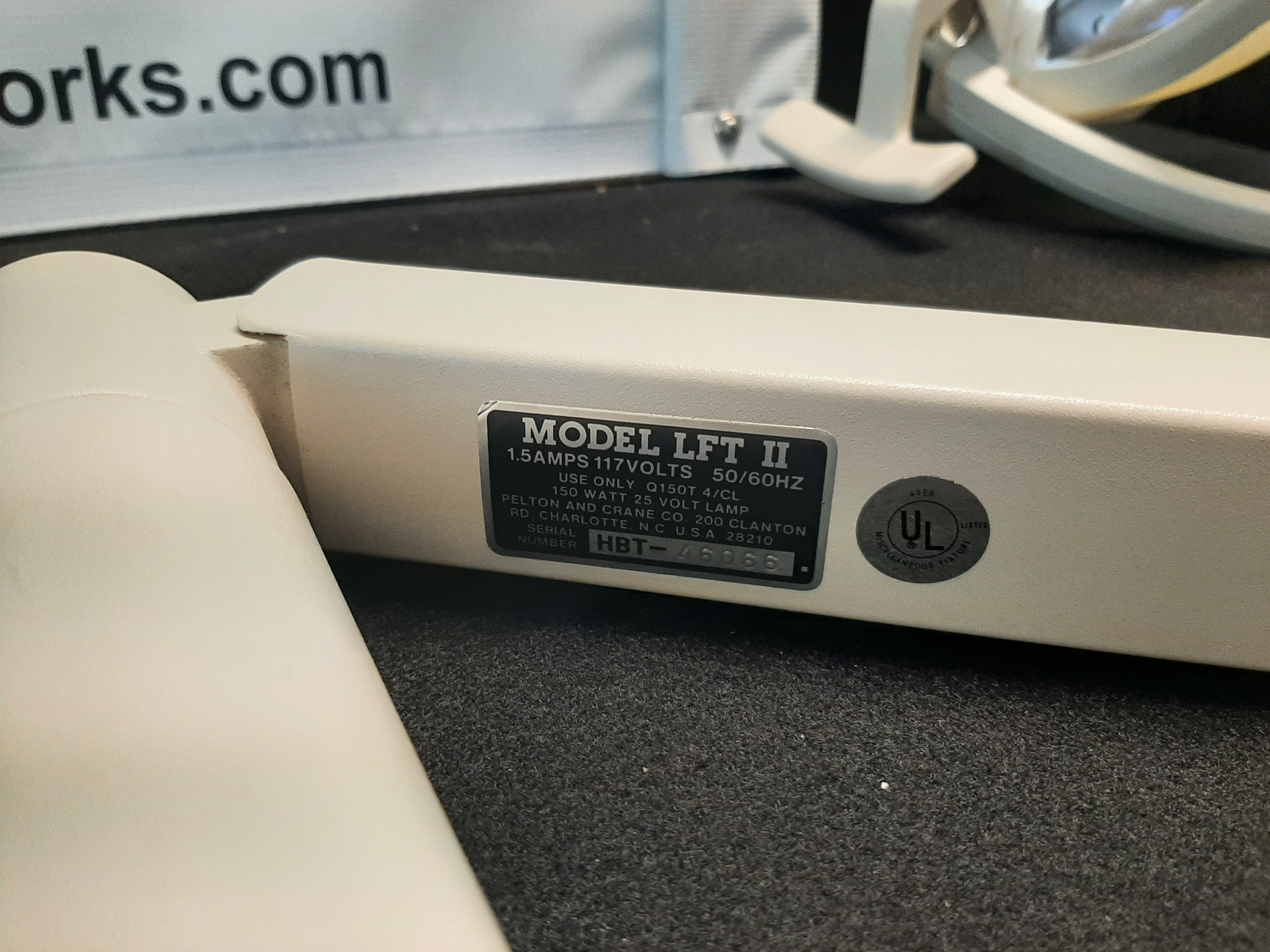Pelton & Crane LFII Track Mount Dental Light