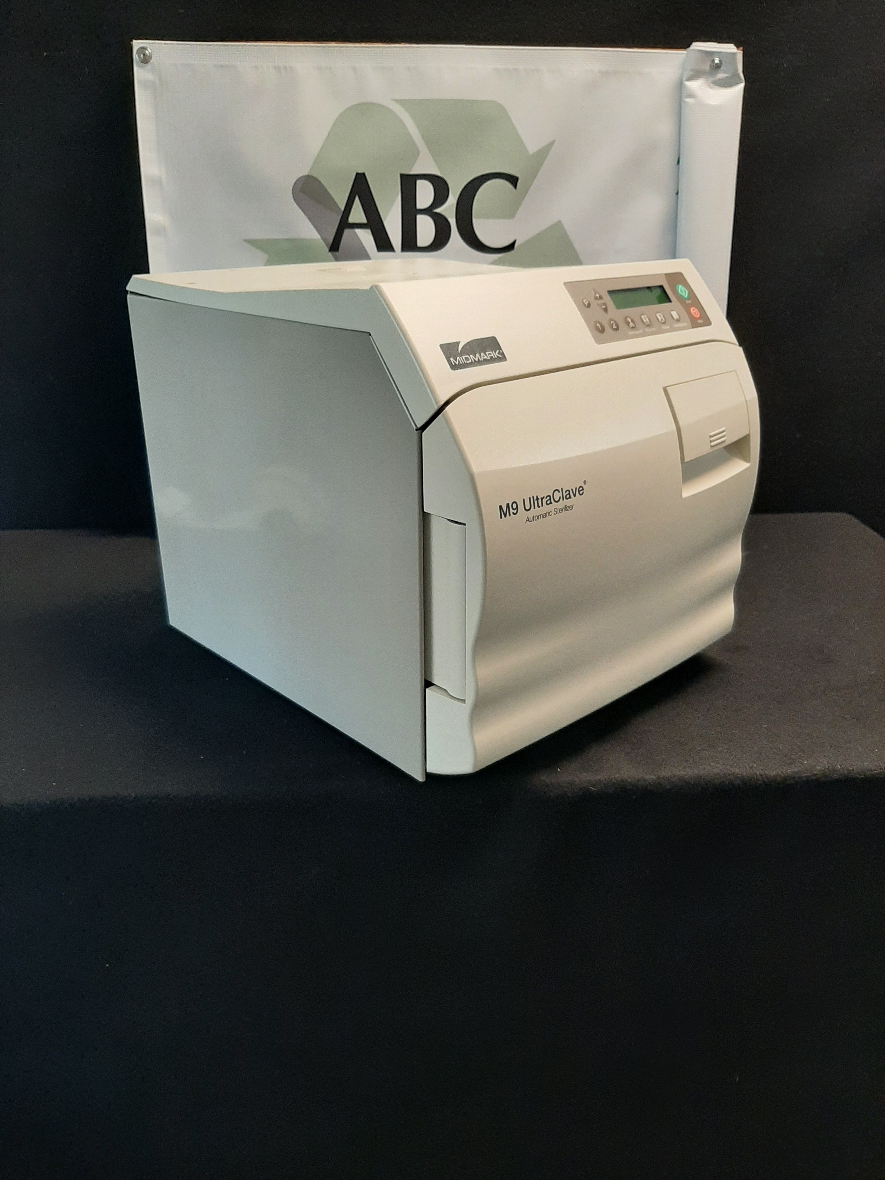 Midmark M9 Autoclave Sterilizer – Refurbished | 1190 Cycles