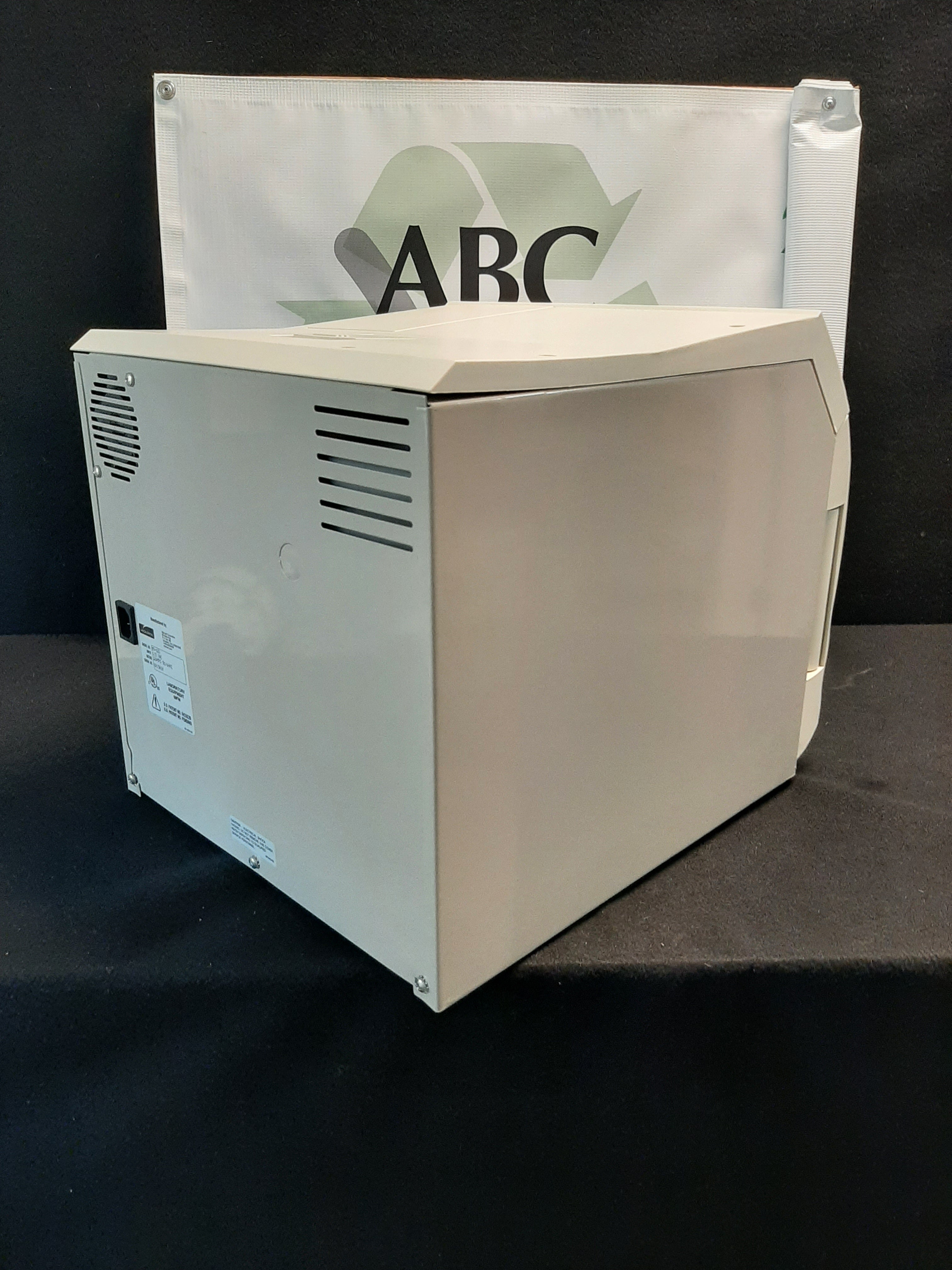 Midmark M9 Autoclave Sterilizer – Refurbished | 1190 Cycles