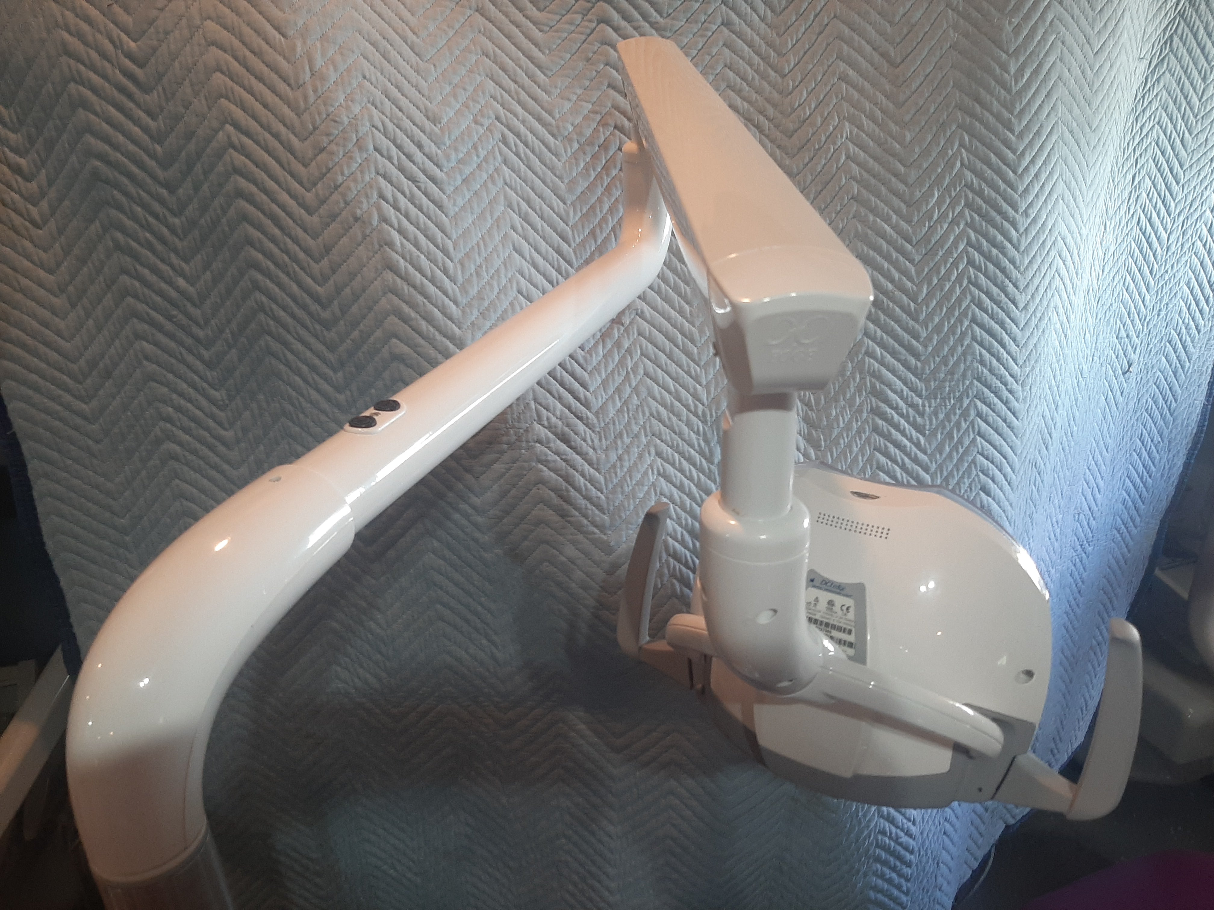 DCI Edge LED Post Mount Light – Light Grey
