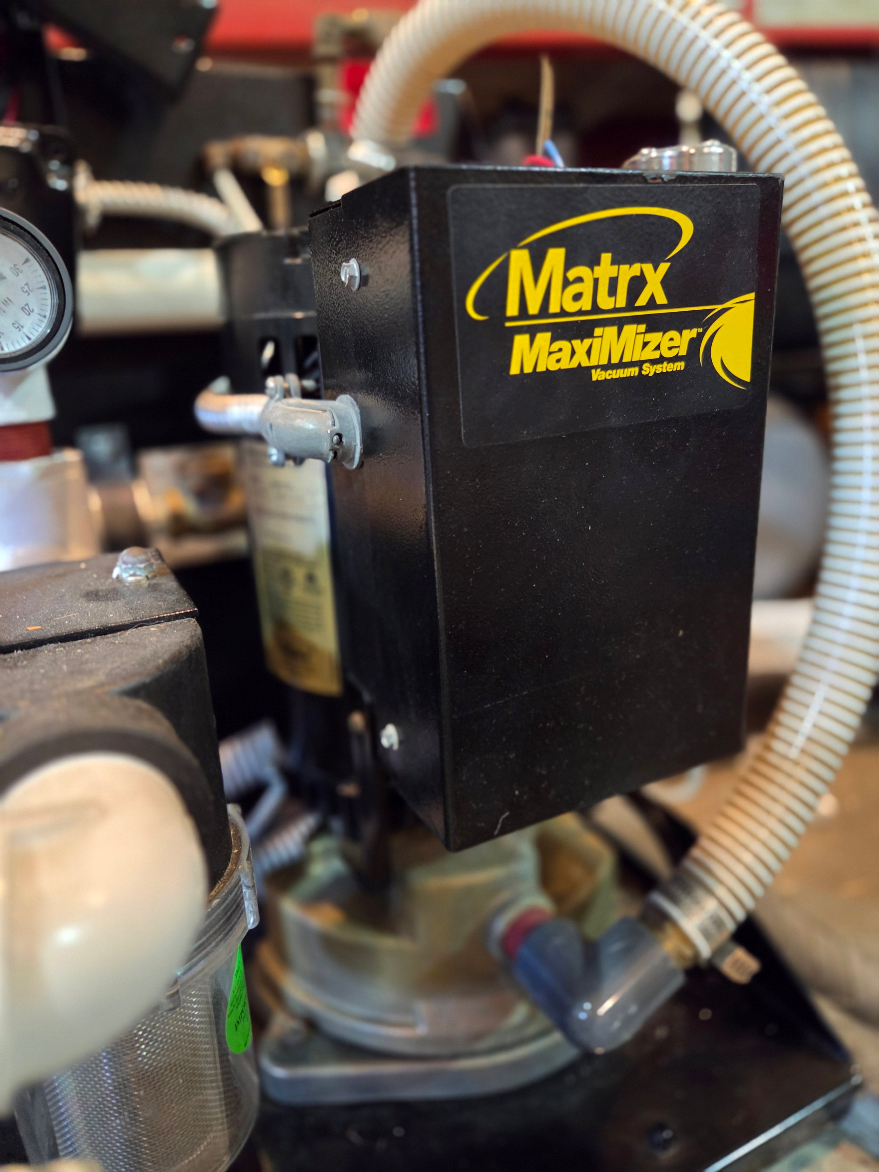 Refurbished Matrx MaxiMiser vacuum pump cartridge replacement unit, additional view