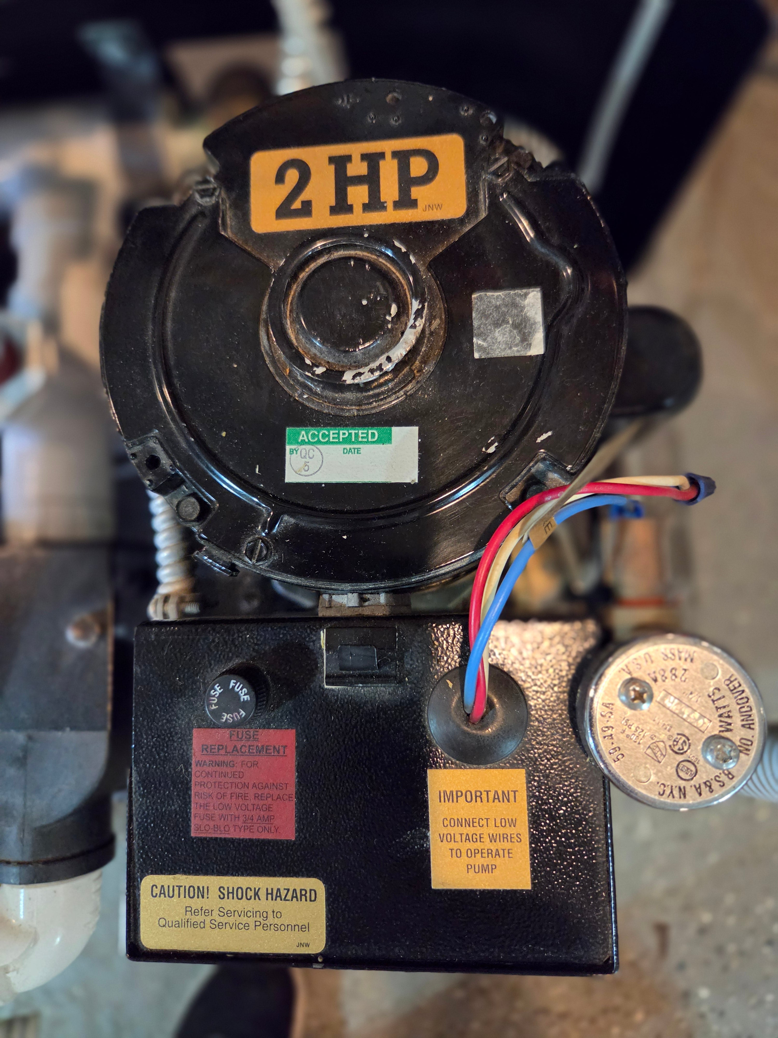 Refurbished Matrx MaxiMiser vacuum pump cartridge replacement unit, additional view