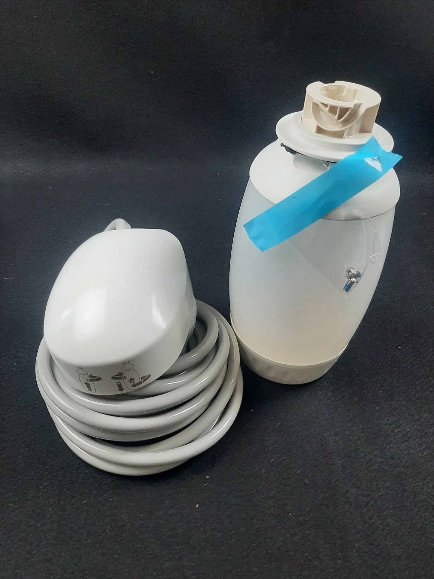 Adec 511 Water Bottle Kit With Radius Post Mount Assembly White New 14.0484.00 ADEC