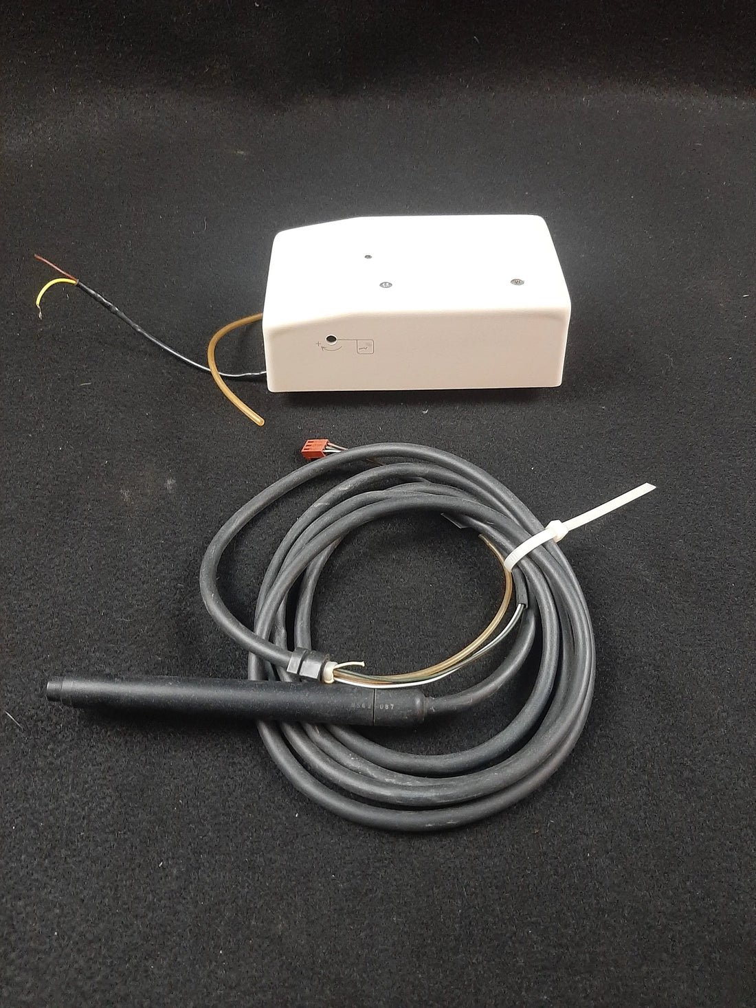 A-Dec Cascade unit-mounted 30KHz ultrasonic scaler, full view