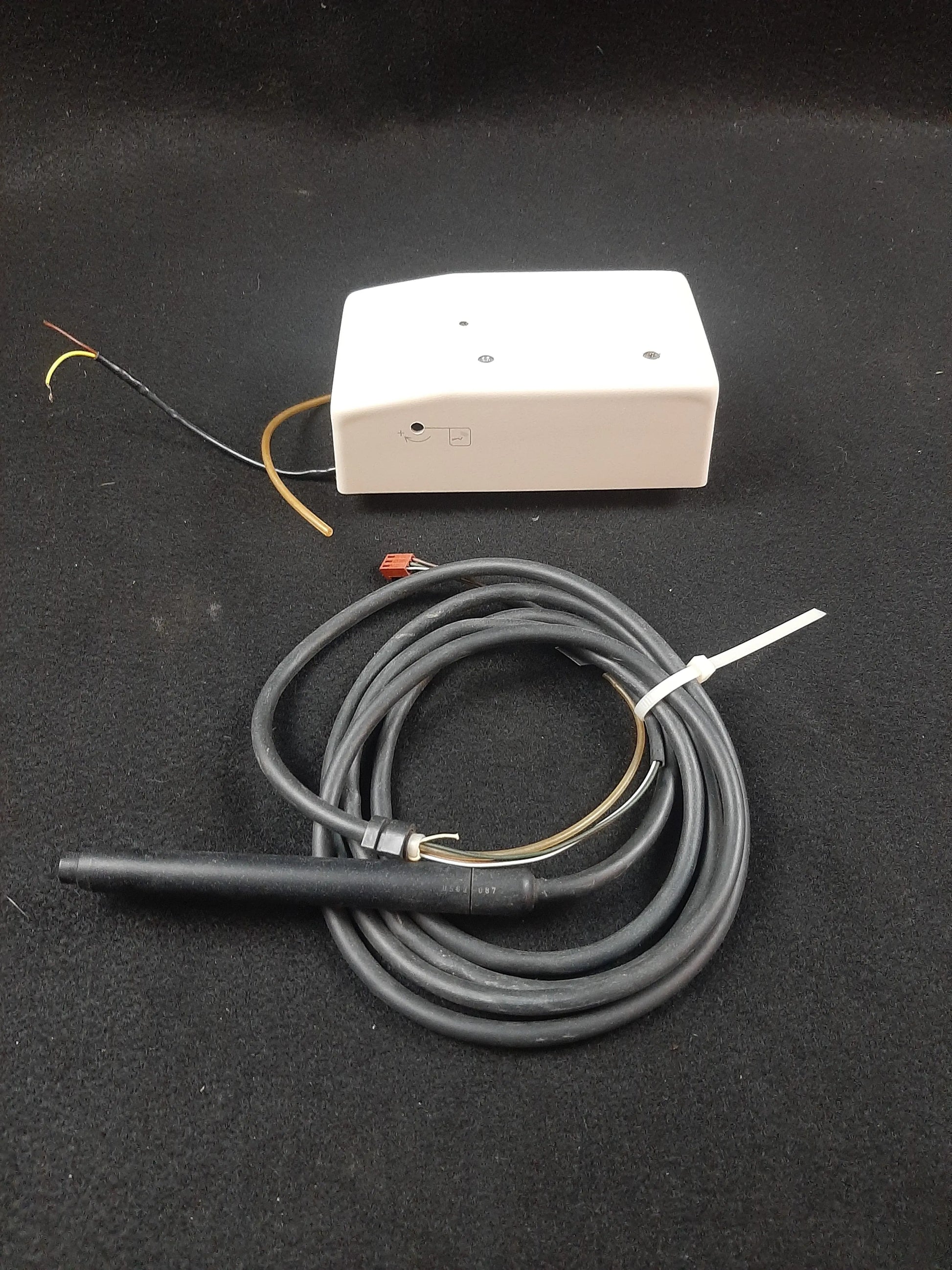 Adec Cascade Unit Mounted Scaler 30K A-dec