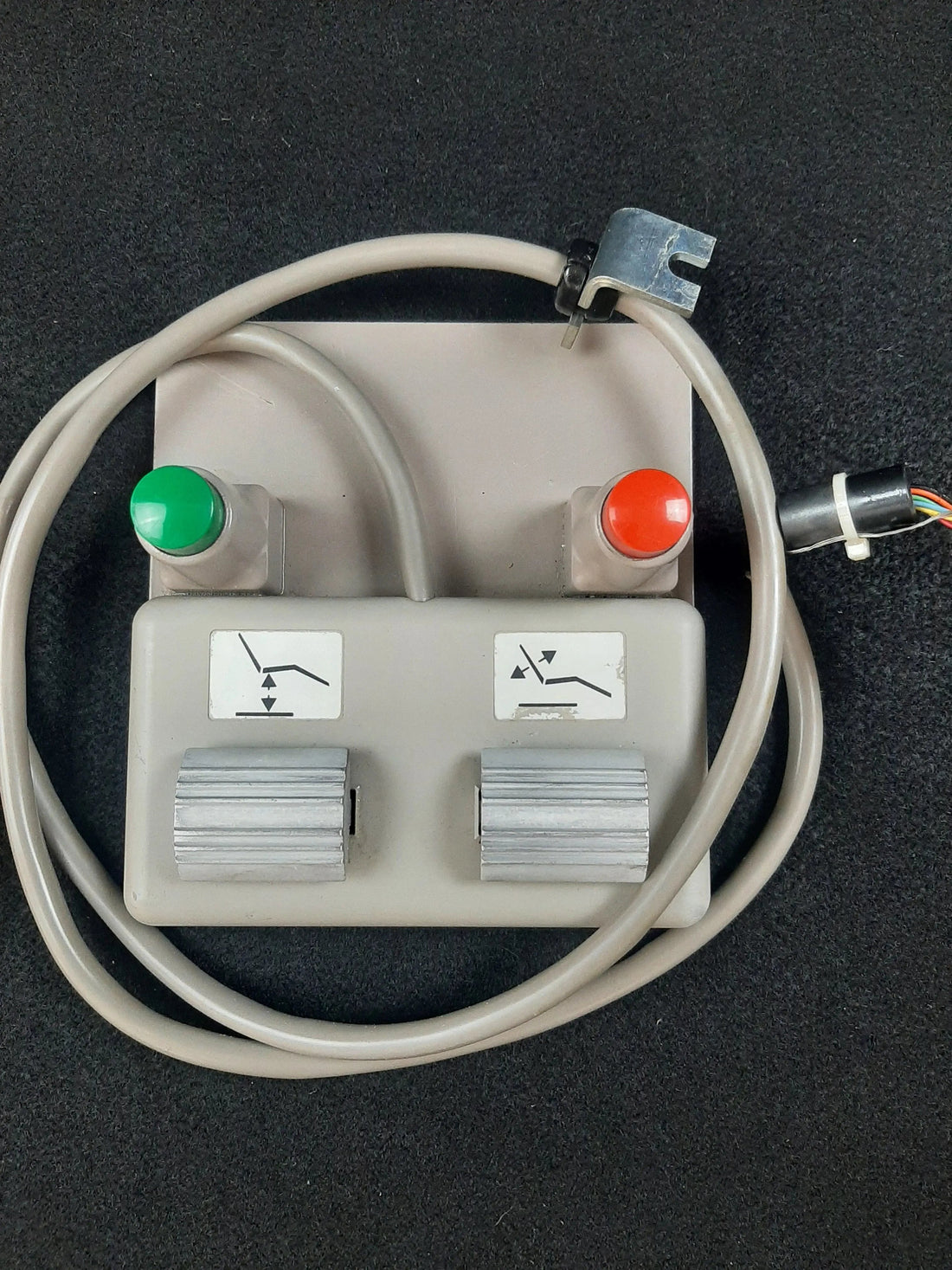 A-dec toe operated foot pedal 61-0969-02 – top view