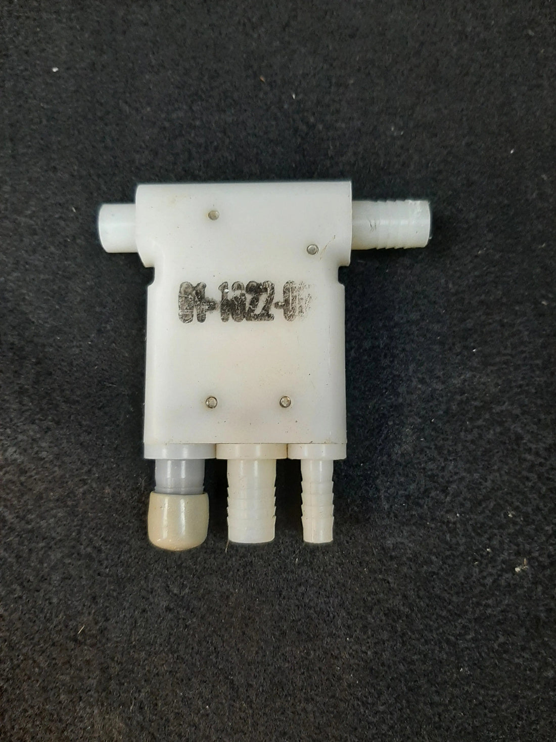 A-Dec 61-1022-00 Vac Back Manifold Assembly – front view