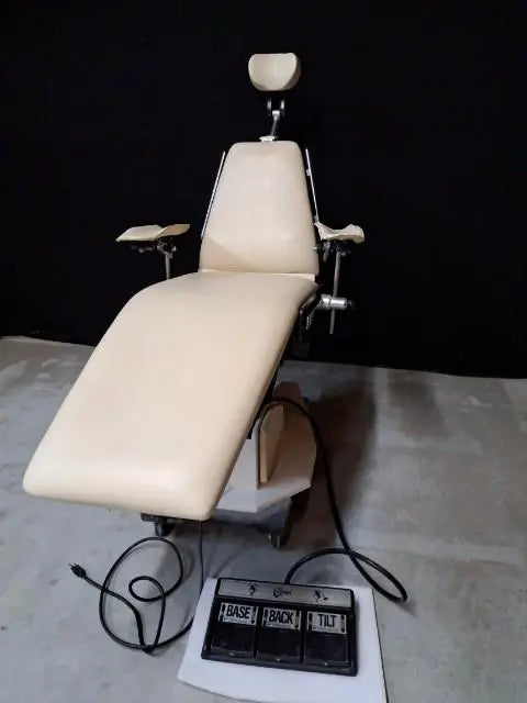 Boyd Oral Surgery Patient Chair Refurbished Cream Upholstery BOYD