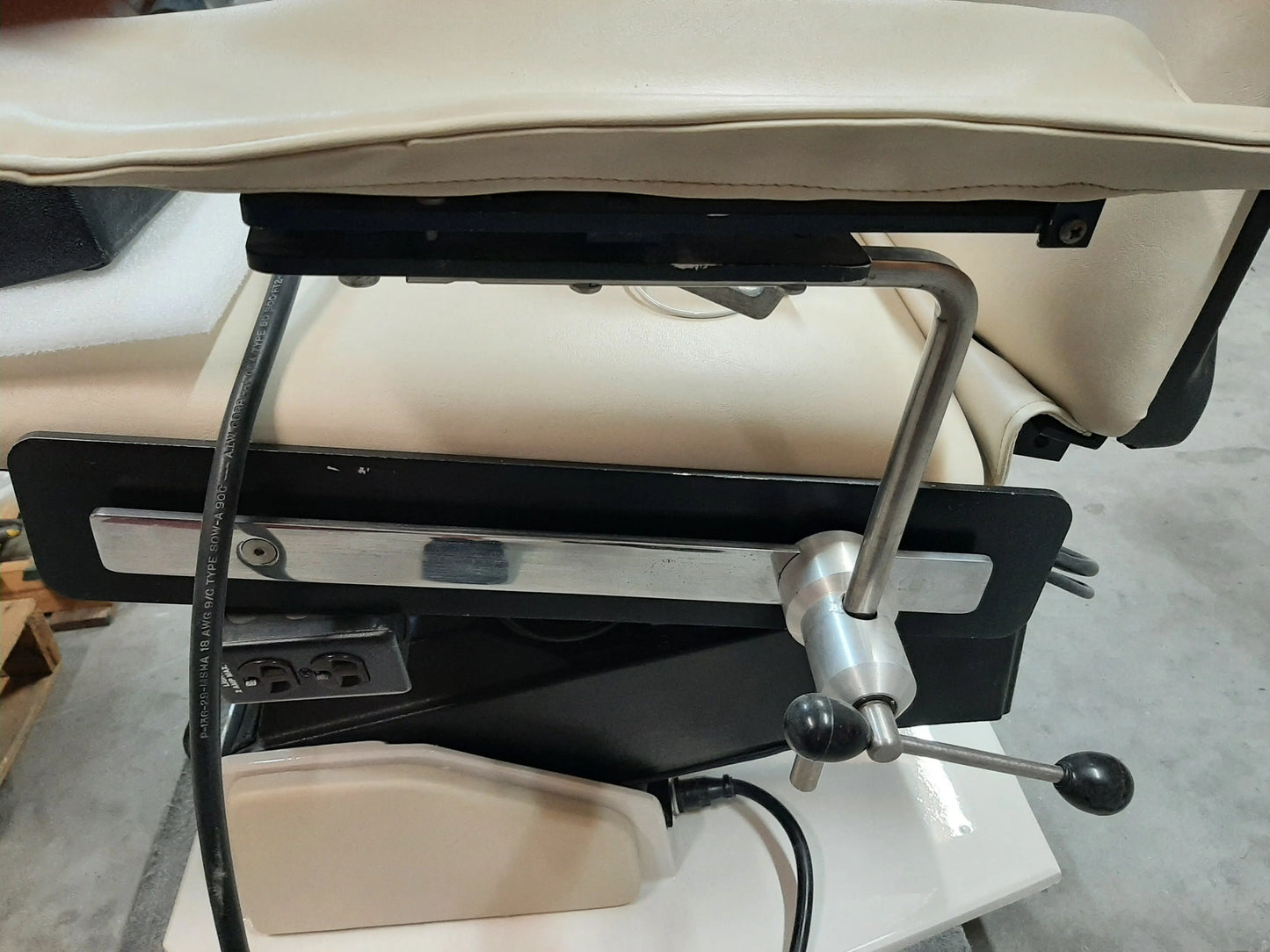 Boyd Oral Surgery Patient Chair Refurbished Cream Upholstery BOYD