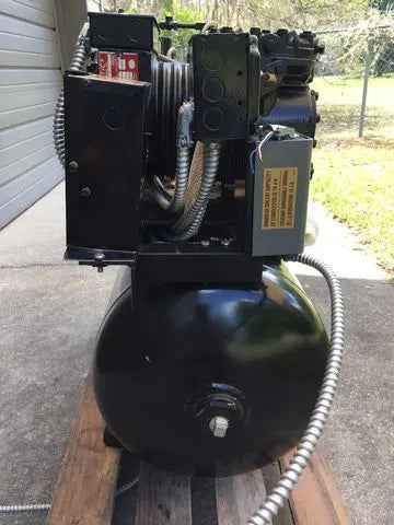 MDS Matrx AMD-100-2 Air Compressor 4-6 User Used.