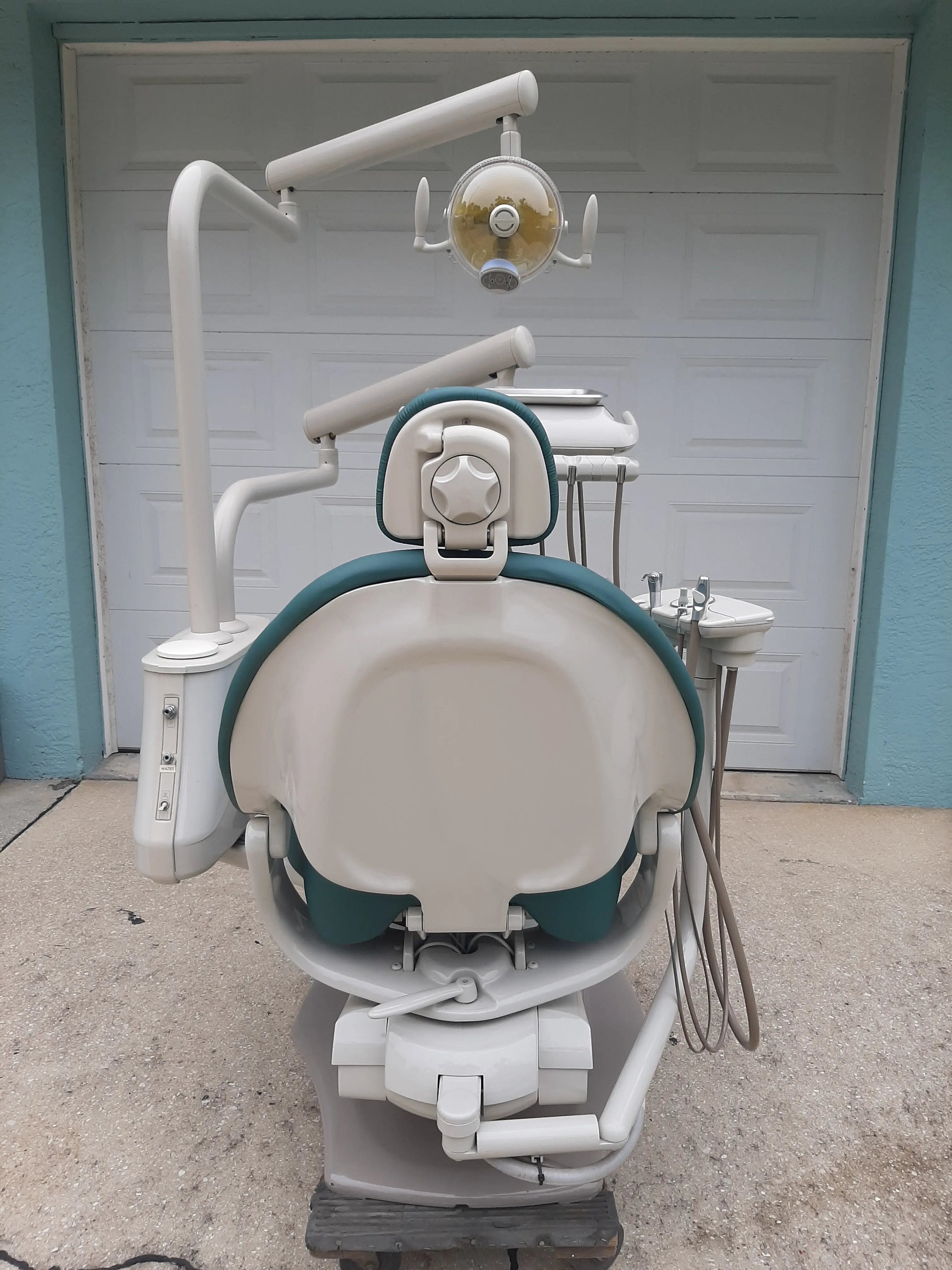 Midmark UltraComfort Procenter Dental Operatory Completely Midmark