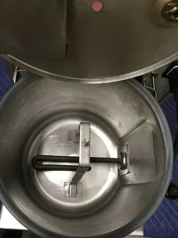 Tuttnauer Model 7000 "Large Capacity" 3.5 Gallon Water Distiller.