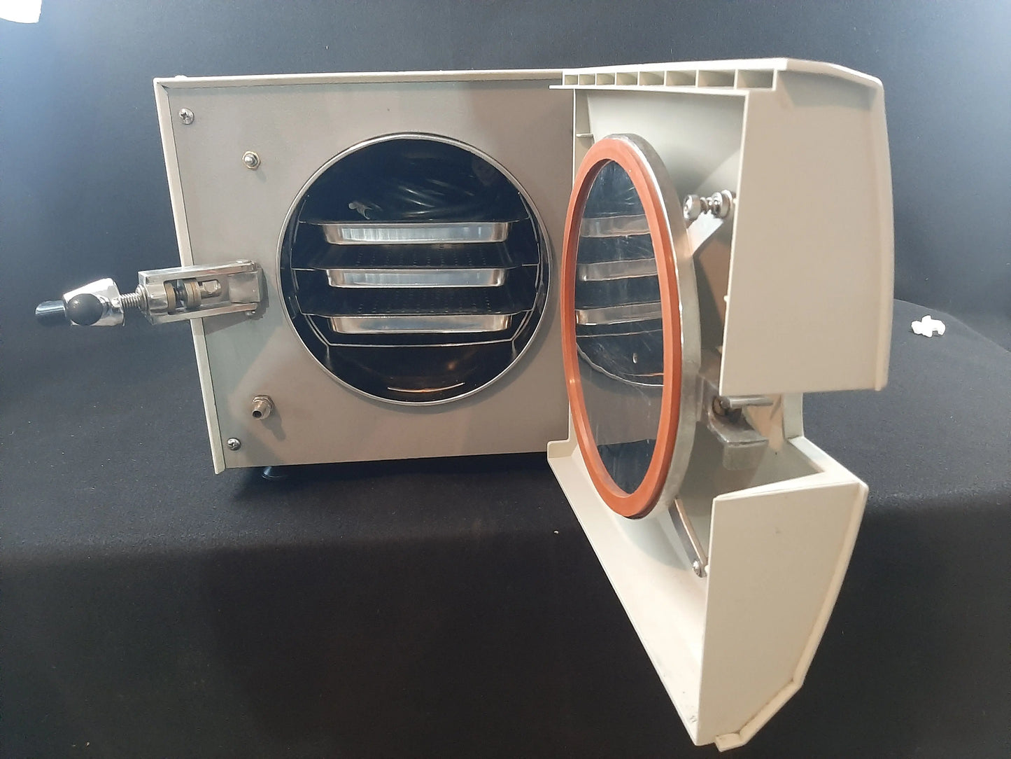 Tuttnhauer 2340M Autoclave Sterilizer 120V Tuttnauer