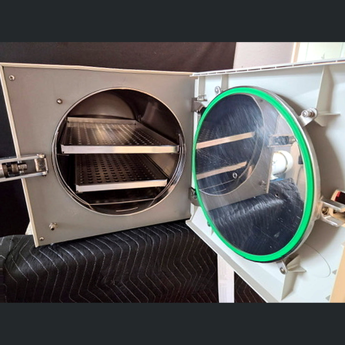 Refurbished Tuttnauer 3870EAP Automatic Autoclave Sterilizer – 15" Chamber with Printer