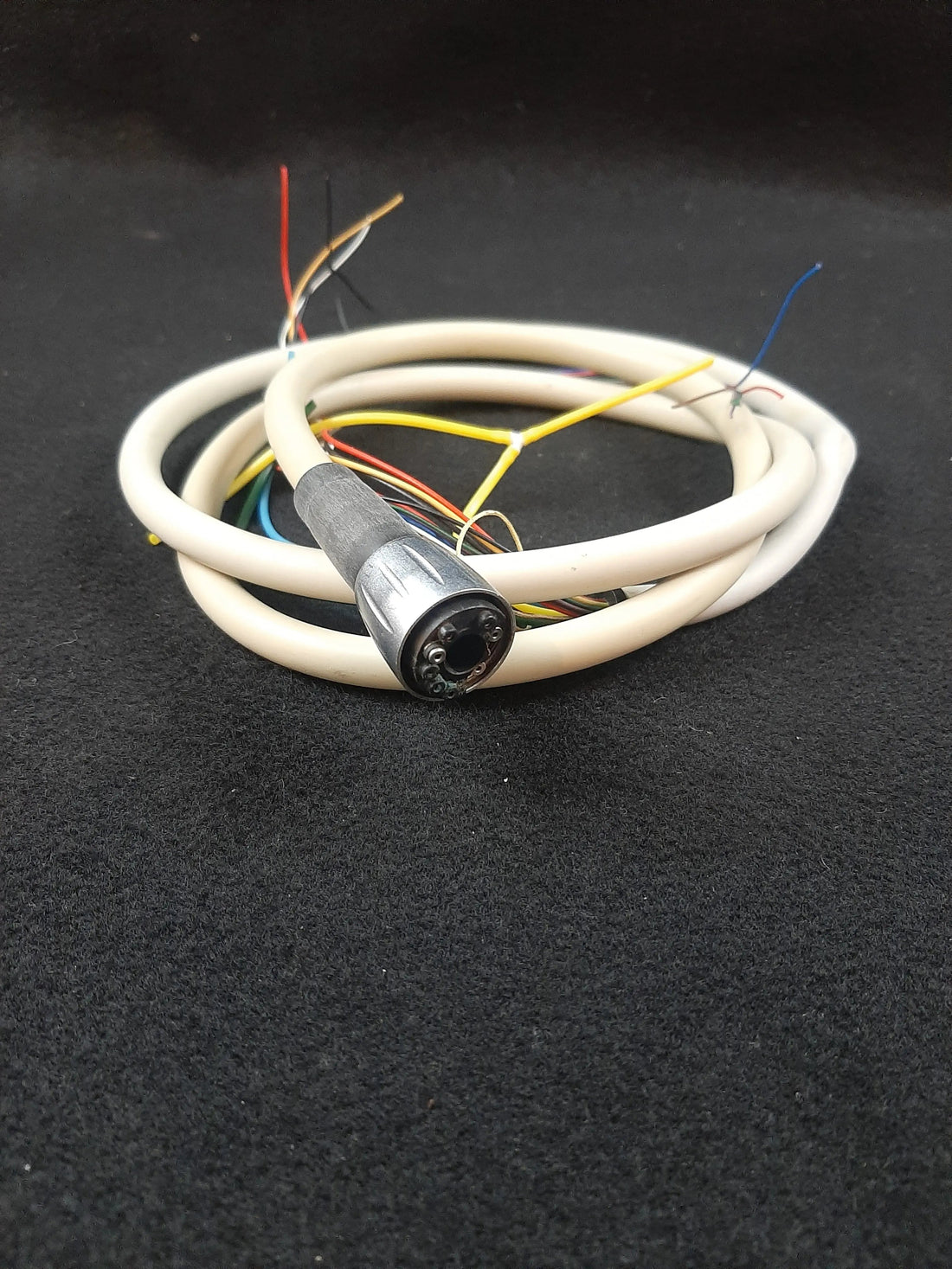 KaVo Electrotorque Plus control cable, part 1.008.2671, tan, full length view